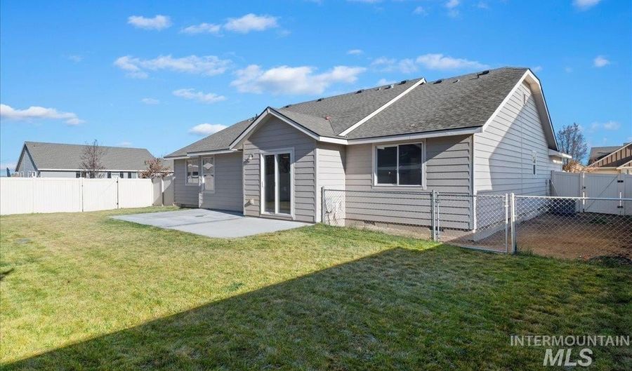 19359 Warbler Way, Caldwell, ID 83605 - 4 Beds, 2 Bath