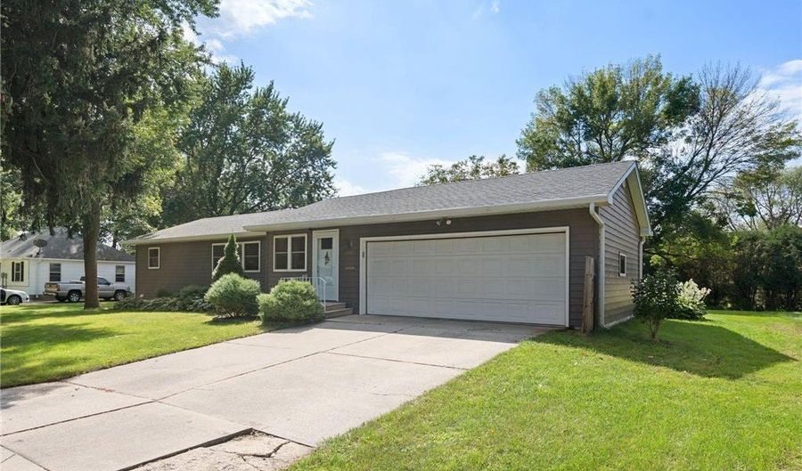 603 19th St NW, Austin, MN 55912 - 2 Beds, 2 Bath