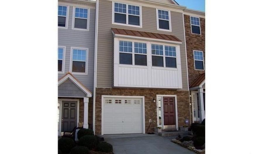 1532 Haywards Heath Ln, Apex, NC 27502 - 3 Beds, 3 Bath