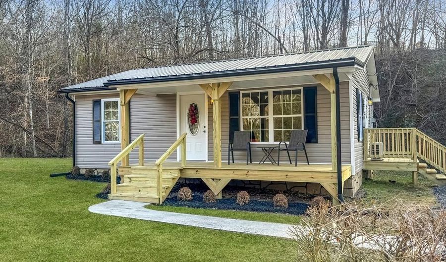 608 Big Rock Rd, Big Rock, TN 37023 - 2 Beds, 1 Bath