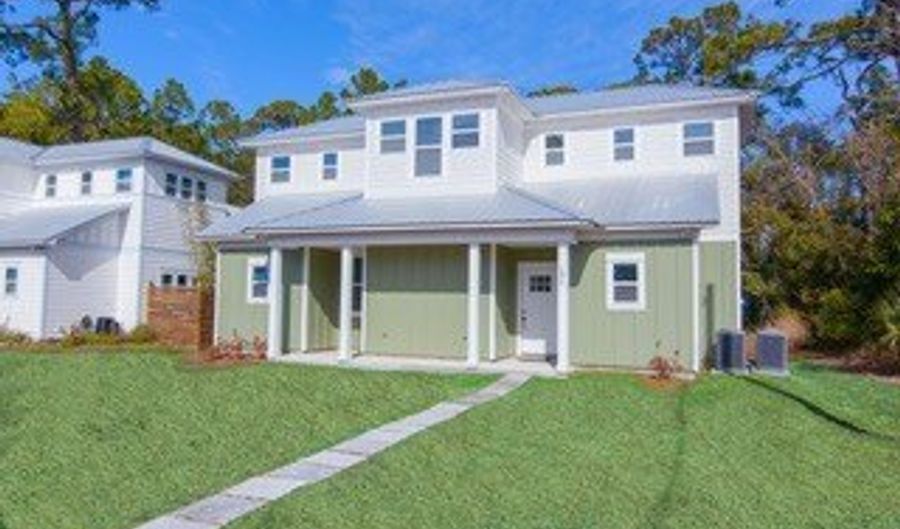 195 14th St, Apalachicola, FL 32320 - 3 Beds, 4 Bath