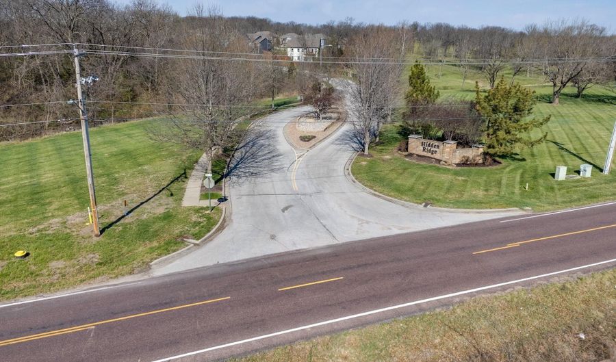 16657 Sandstone Cir, Basehor, KS 66007 - 3 Beds, 3 Bath