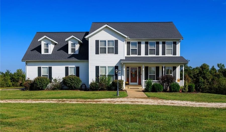 274 Adam Ln, Altenburg, MO 63732 - 5 Beds, 4 Bath