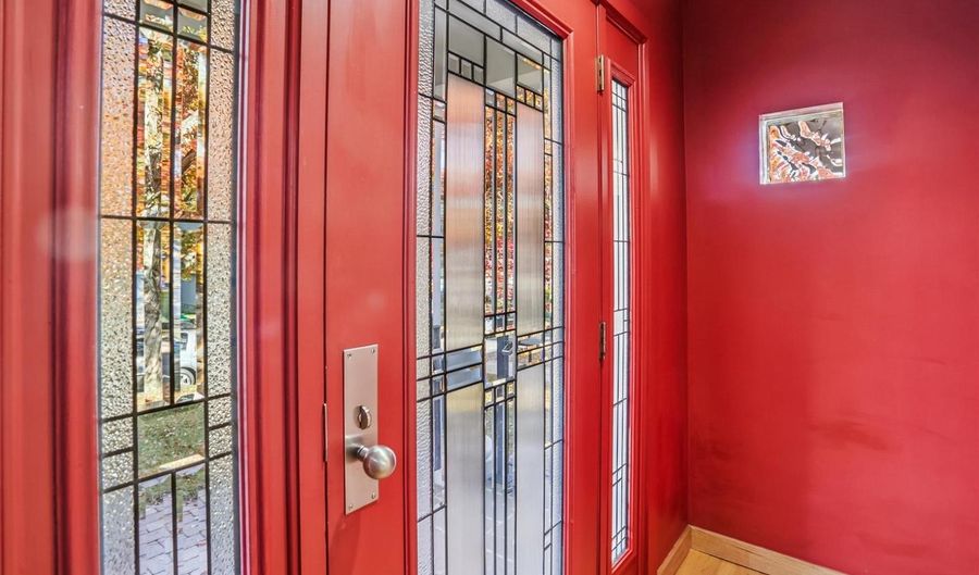 4510 GRETNA St, Bethesda, MD 20814 - 4 Beds, 3 Bath