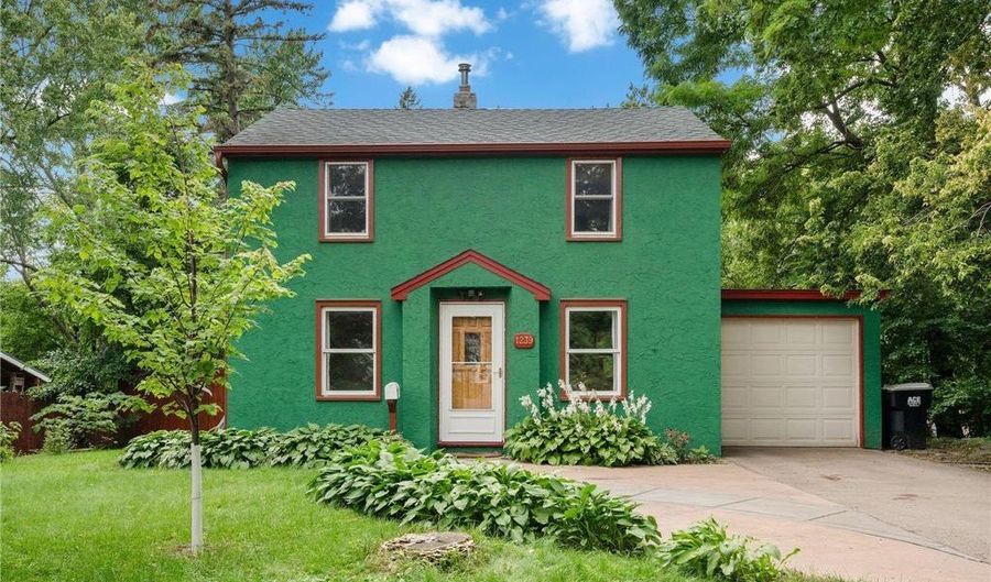 1239 4th Ave, Anoka, MN 55303 - 2 Beds, 1 Bath