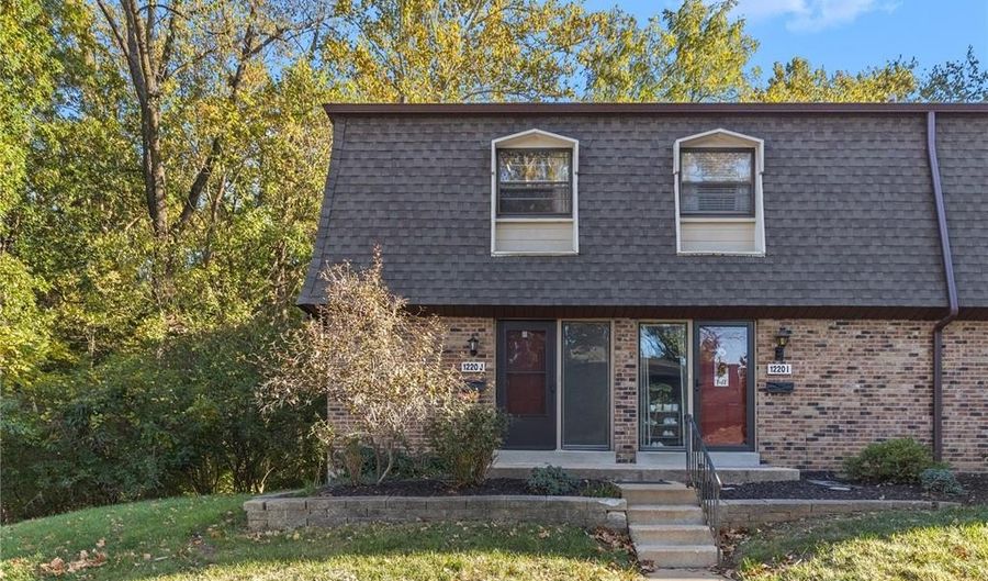 1220 Wicklow Rd J, Ballwin, MO 63021 - 2 Beds, 2 Bath