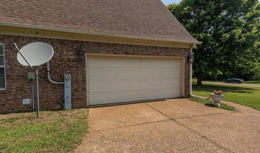 7329 SURINA Dr, Arlington, TN 38002 - 4 Beds, 3 Bath