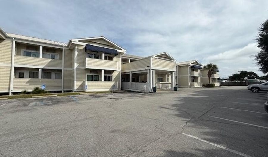 602 W Ft Macon Rd 132, Atlantic Beach, NC 28512 - 1 Beds, 1 Bath