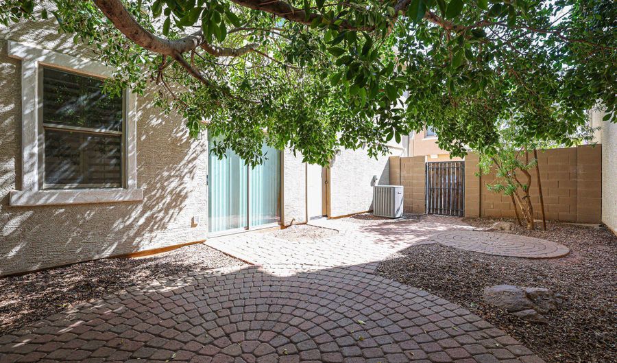 813 E AGUA FRIA Ln, Avondale, AZ 85323 - 3 Beds, 3 Bath