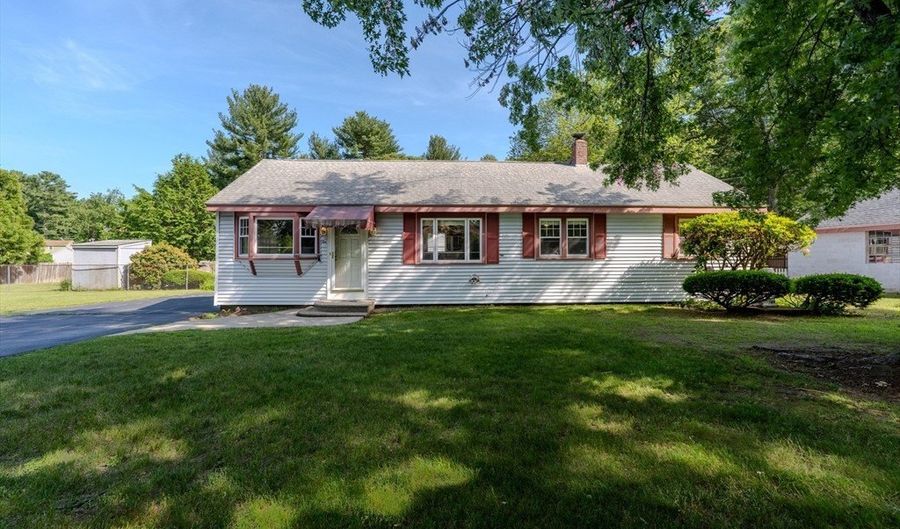 10 Primrose Rd, Billerica, MA 01821 - 3 Beds, 2 Bath