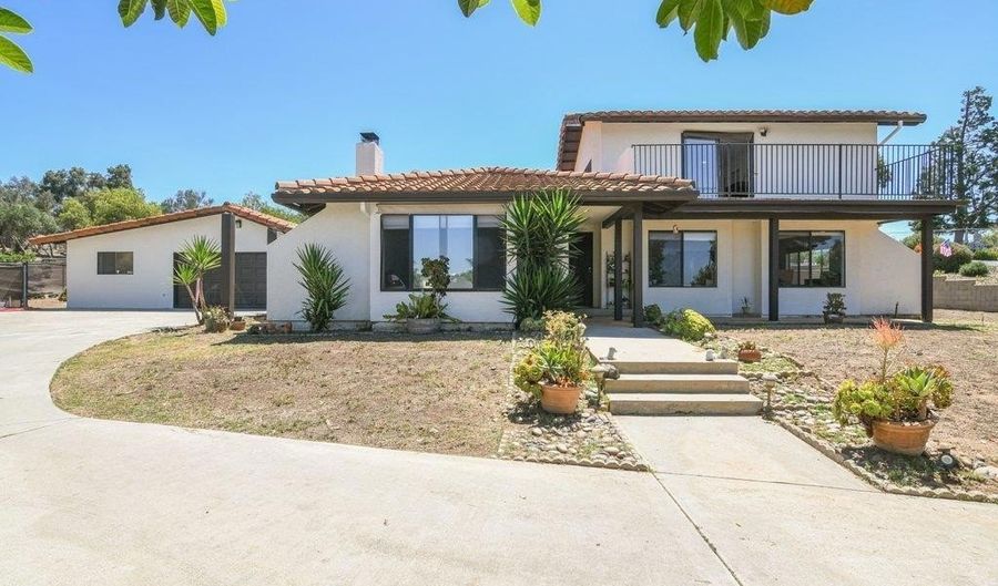 1736 Bellington Ln, Fallbrook, CA 92028 - 3 Beds, 3 Bath