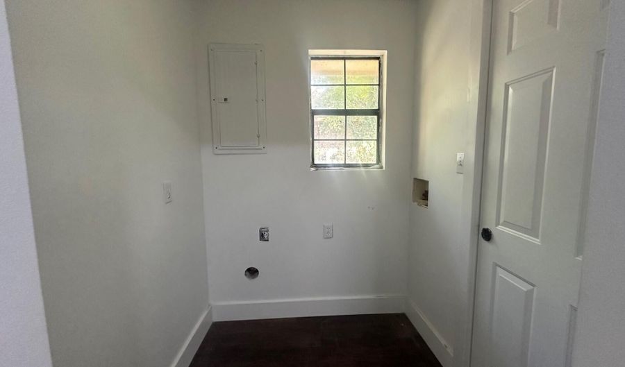 258 Conrad Ln, Bay St. Louis, MS 39520 - 3 Beds, 2 Bath