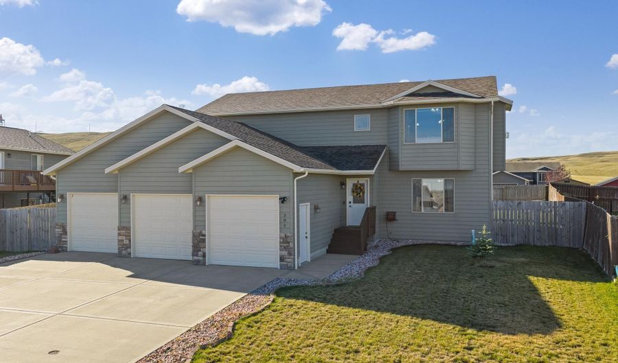 309 Big Badger Dr, Box Elder, SD 57719 - 4 Beds, 3 Bath