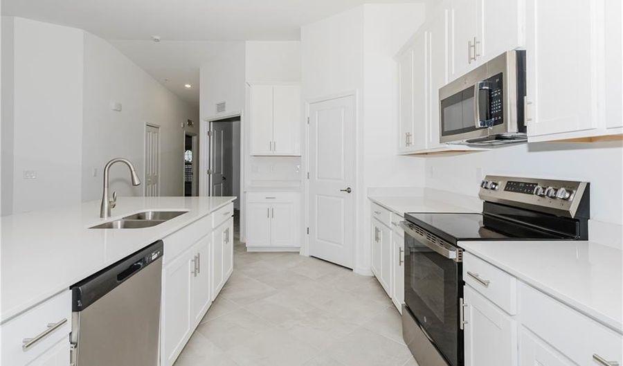 5416 Double Eagle 2326, Ave Maria, FL 34142 - 2 Beds, 2 Bath