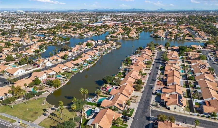 11552 W SAGE Dr, Avondale, AZ 85392 - 3 Beds, 2 Bath