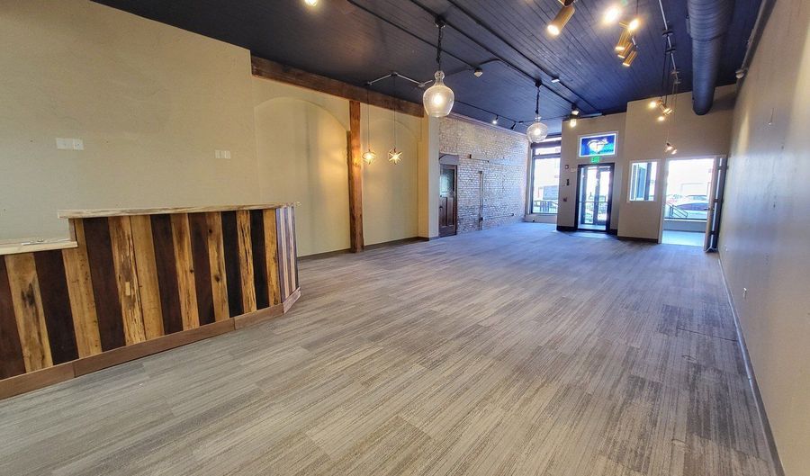115 S Main St, Algonquin, IL 60102 - 0 Beds, 0 Bath