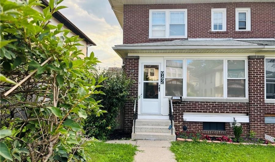 942 12th S, Allentown, PA 18103 - 3 Beds, 1 Bath