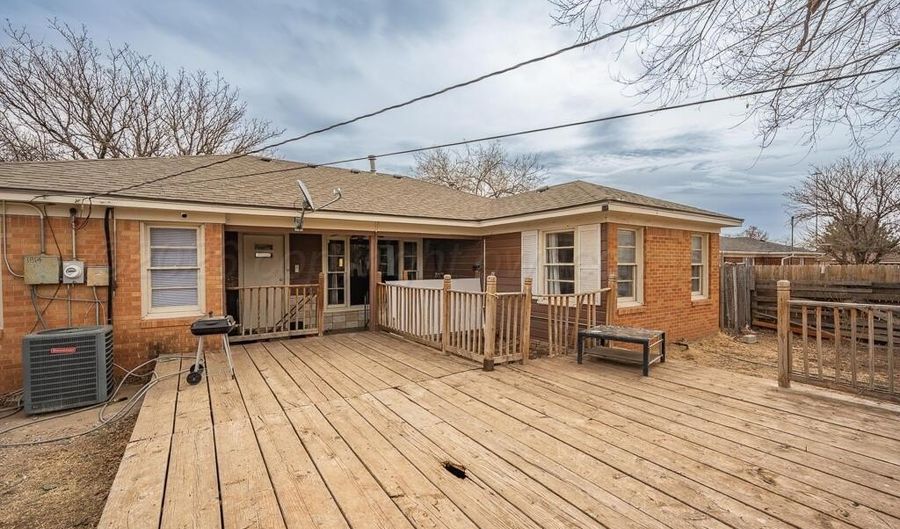 1814 S VIRGINIA St, Amarillo, TX 79102 - 3 Beds, 3 Bath