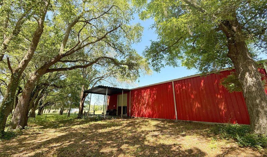 6491 Wolf Pond Rd, Bascom, FL 32423 - 1 Beds, 1 Bath