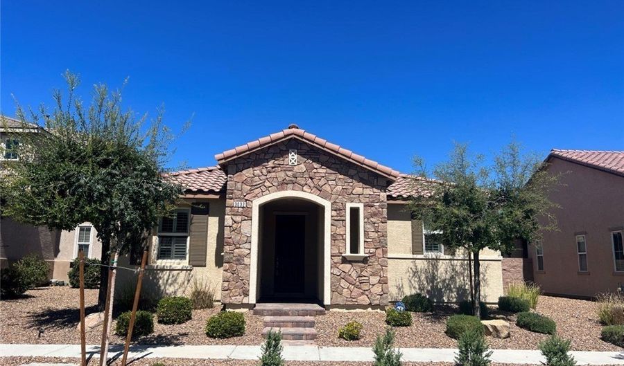 3032 Camino Largo Ave, Henderson, NV 89044 - 3 Beds, 2 Bath