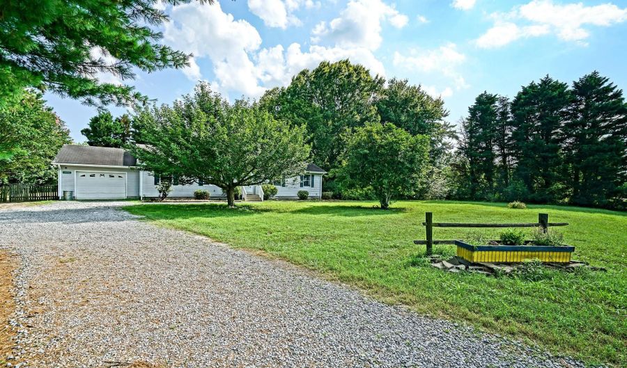 34218 BURBAGE Rd, Frankford, DE 19945 - 3 Beds, 2 Bath