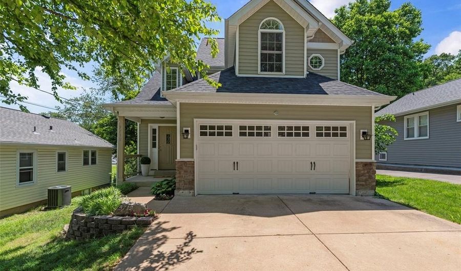 5712 Staely Ave, Affton, MO 63123 - 3 Beds, 3 Bath