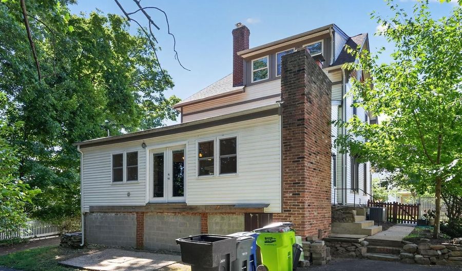 5501 3RD St S, Arlington, VA 22204 - 4 Beds, 3 Bath