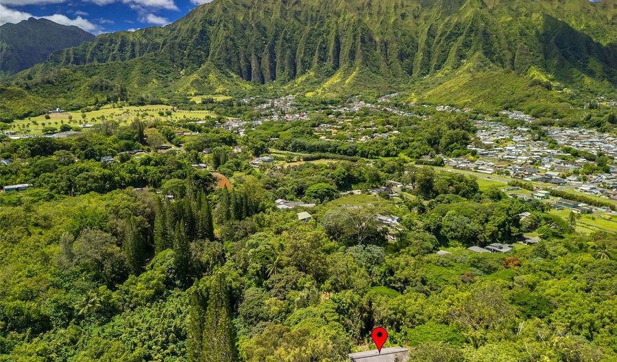 47-039 Okana Pl, Kaneohe, HI 96744 - 6 Beds, 6 Bath