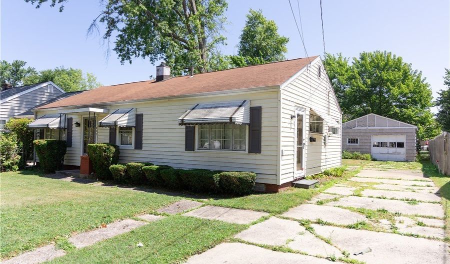 802 Norman Ave, Ashtabula, OH 44004 - 2 Beds, 1 Bath