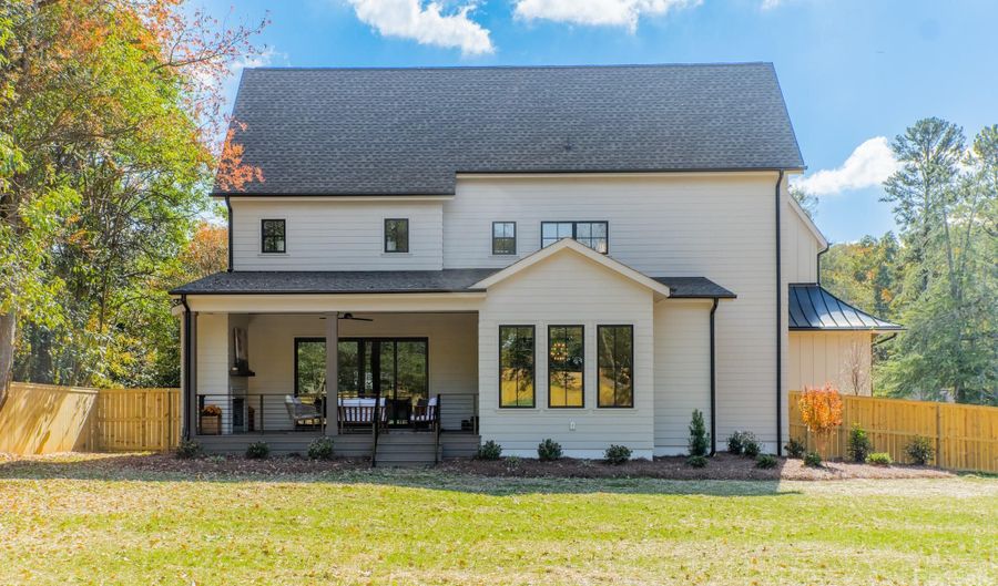 1427 Carolyn Dr, Charlotte, NC 28205 - 4 Beds, 4 Bath