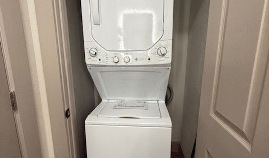 520 E Pennsylvania St 10, Anaconda, MT 59711 - 1 Beds, 1 Bath