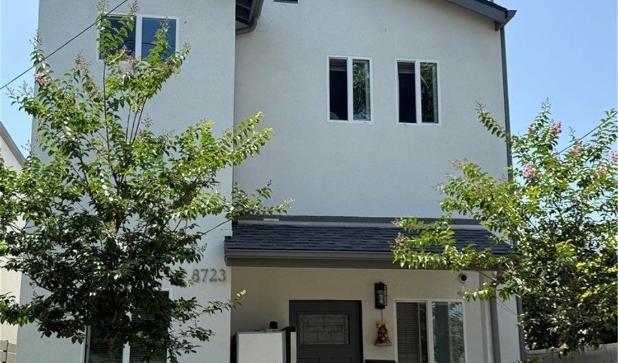 8723 Elm St, Los Angeles, CA 90002 - 4 Beds, 3 Bath