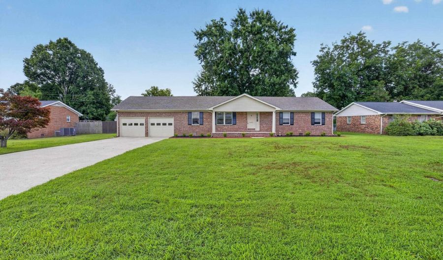 603 Bates St, Athens, AL 35611 - 3 Beds, 3 Bath