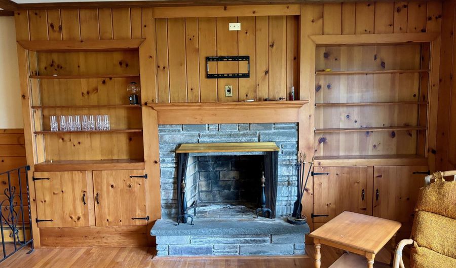 56 Clapboard Ridge Rd, Danbury, CT 06811 - 3 Beds, 2 Bath