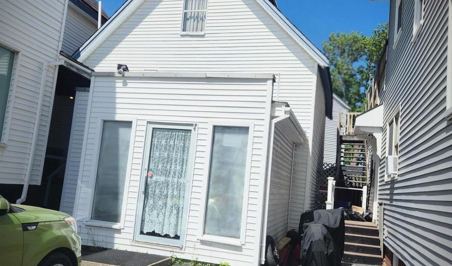 217 Union St, Bangor, ME 04401 - 3 Beds, 2 Bath