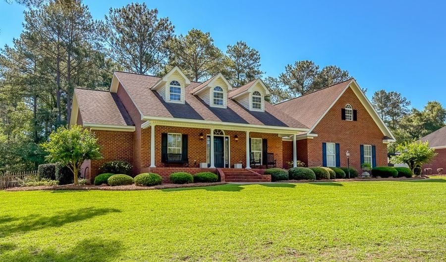 1020 Meadow Ridge Dr, Bainbridge, GA 39819 - 3 Beds, 3 Bath