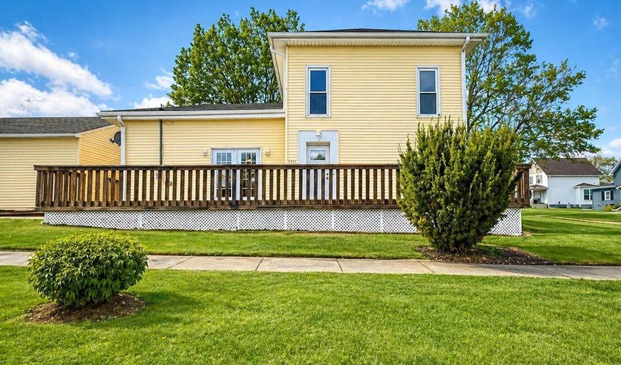 507 3rd St, Adair, IA 50002 - 5 Beds, 2 Bath