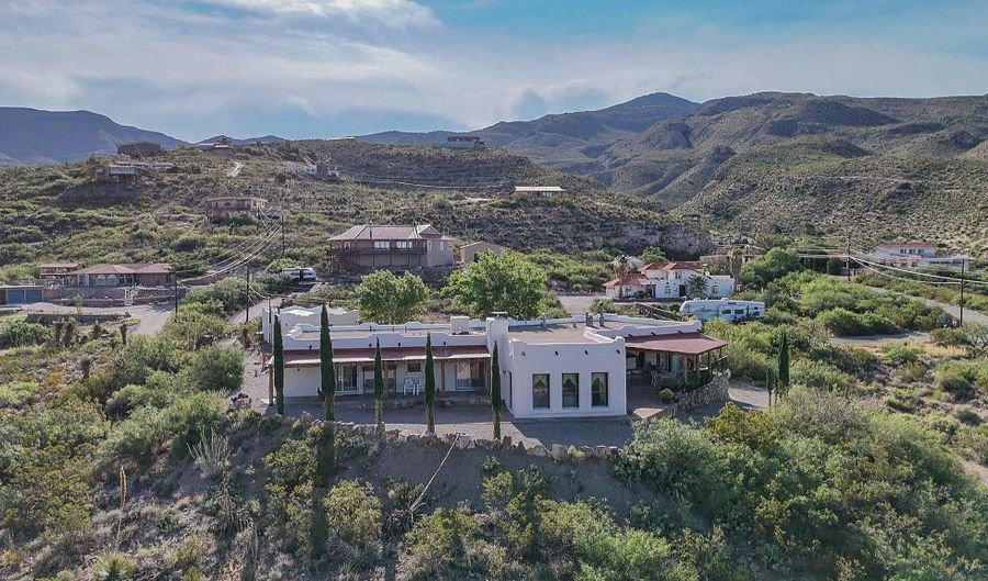 1431 Melanie Ln, Alamogordo, NM 88310 - 4 Beds, 4 Bath