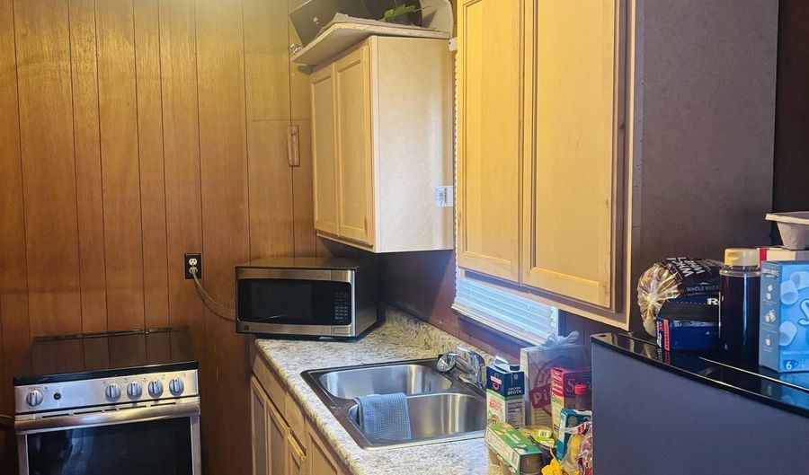1201 CHRISTINE Ave, Anniston, AL 36207 - 5 Beds, 4 Bath