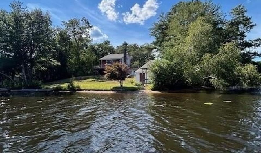 170 Acres Of Pine Rd, Coventry, RI 02816 - 3 Beds, 3 Bath