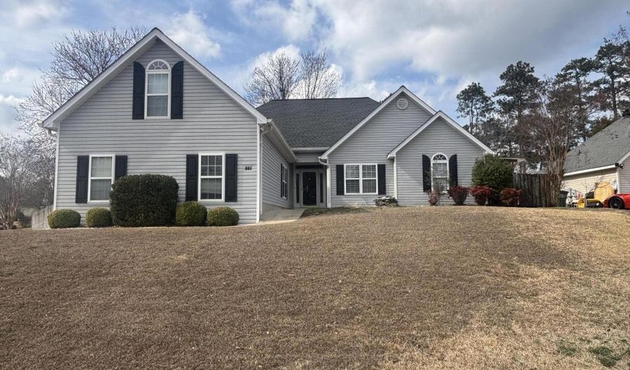 158 Mallard Lake Dr, Aiken, SC 29803 - 3 Beds, 2 Bath