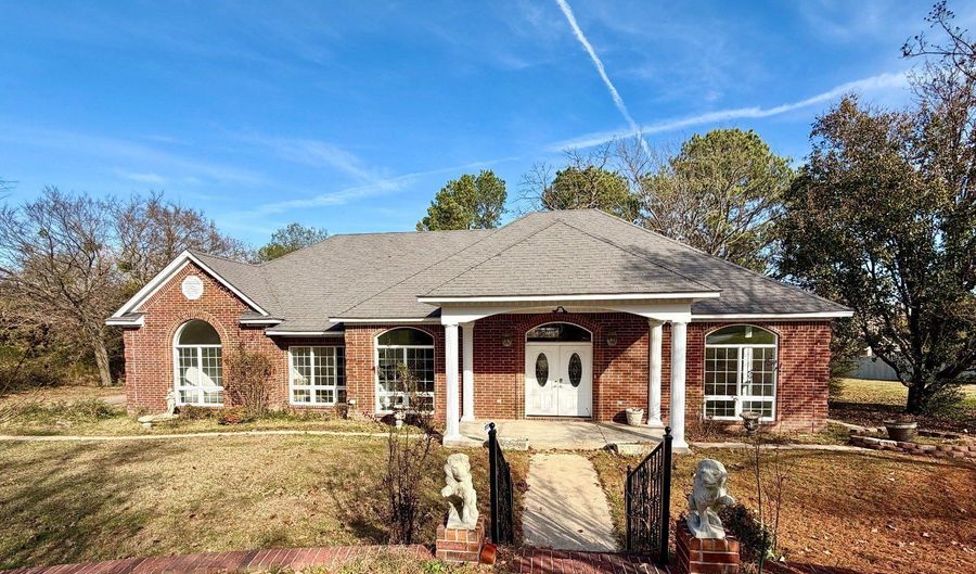 561 W Redbud Ln, Atoka, OK 74525 - 2 Beds, 0 Bath