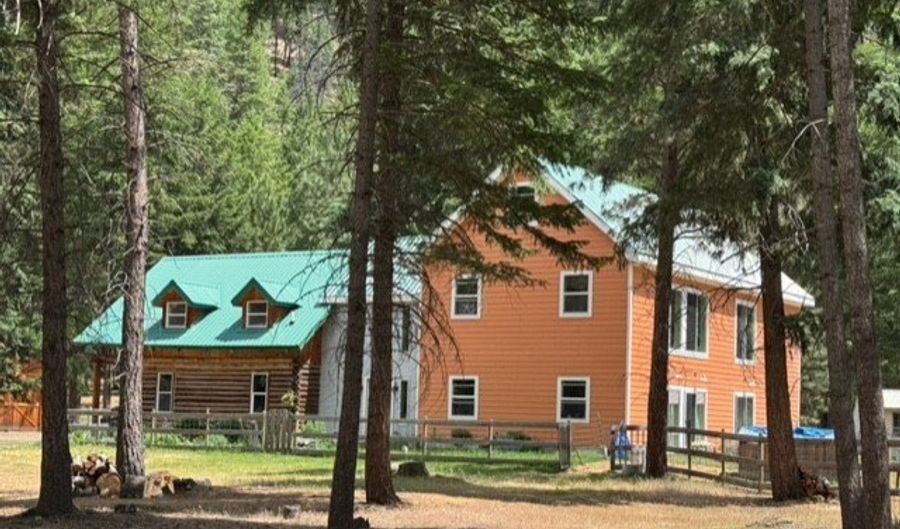 2368 Petty Creek Rd, Alberton, MT 59820 - 3 Beds, 4 Bath