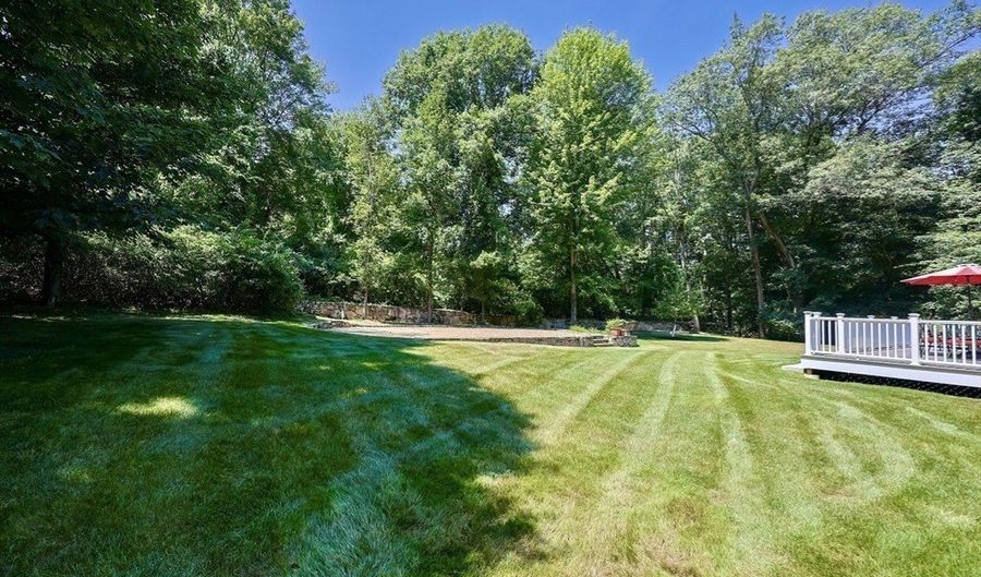 8 Pilgrim Rd, Ashland, MA 01721 - 4 Beds, 3 Bath