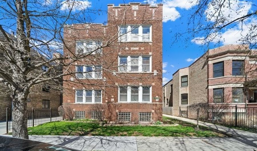 2238 W Wilson Ave 3S, Chicago, IL 60625 - 2 Beds, 1 Bath