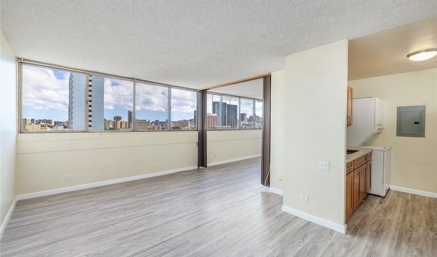1134 Kinau St 1202, Honolulu, HI 96814 - 1 Beds, 1 Bath