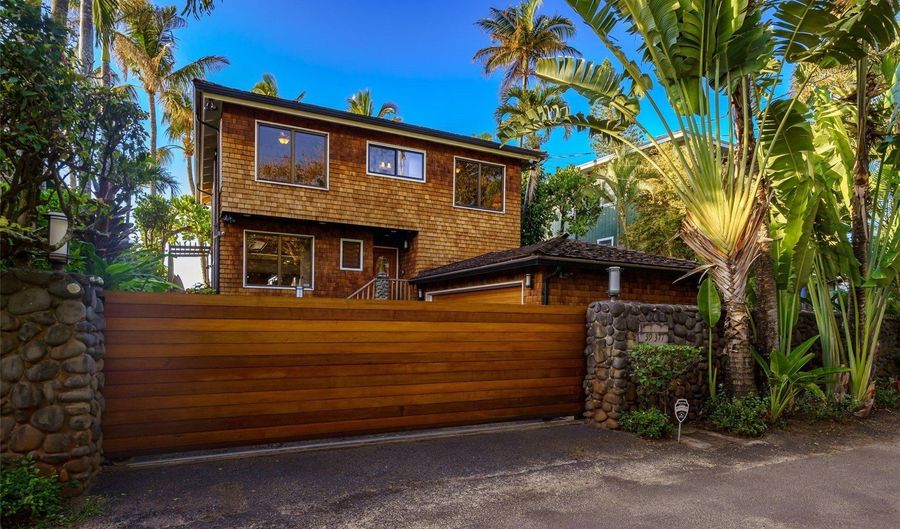 59-377 Ke Nui Rd, Haleiwa, HI 96712 - 4 Beds, 4 Bath