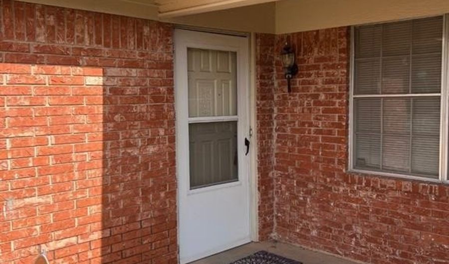 858 Vista Ln, Abilene, TX 79601 - 2 Beds, 2 Bath