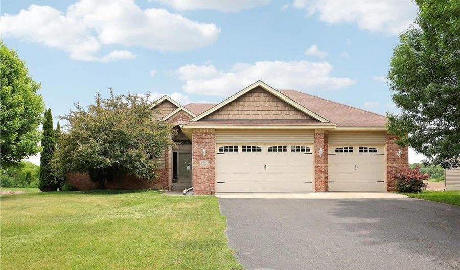 4972 Kassel Ave NE, Albertville, MN 55301 - 5 Beds, 3 Bath