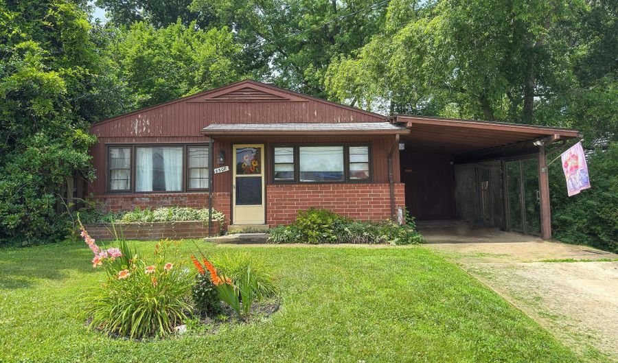 8508 HIGHLAND Ln, Alexandria, VA 22309 - 5 Beds, 2 Bath